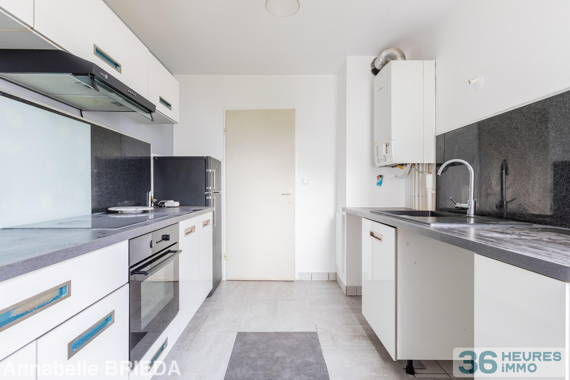 Appartement avec séjour spacieux et baies vitrées – Balcon au calme côté cour