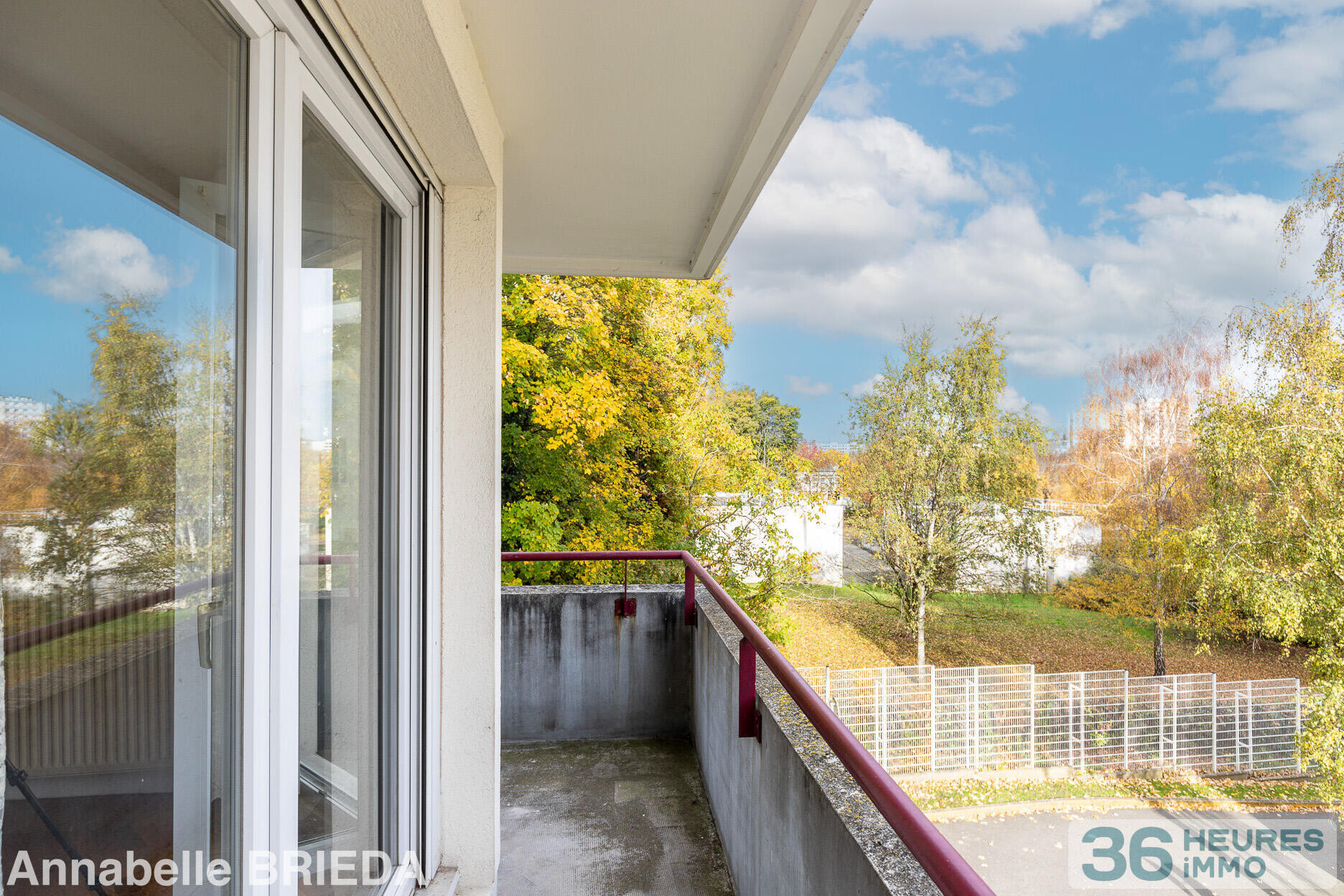 Appartement avec séjour spacieux et baies vitrées – Balcon au calme côté cour