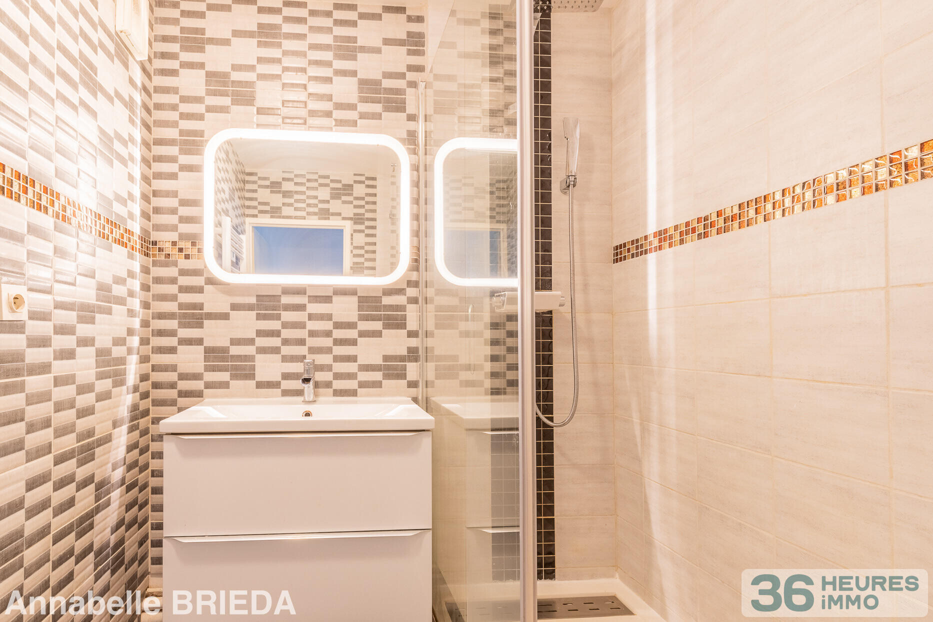 Appartement avec séjour spacieux et baies vitrées – Balcon au calme côté cour