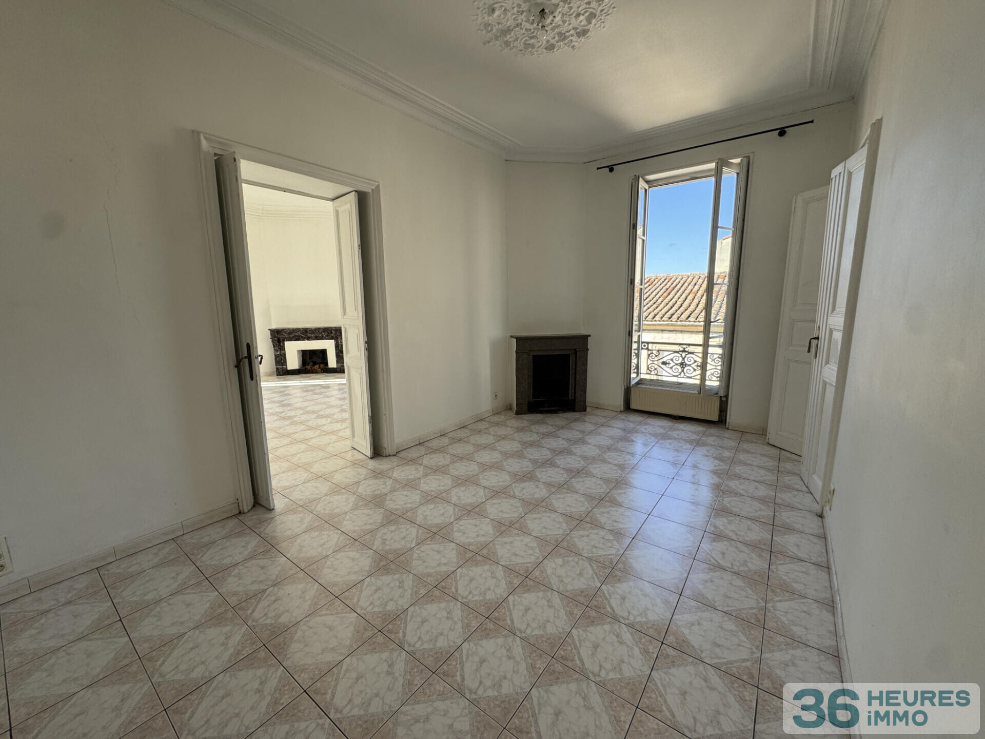 Exclusivité Appartement 144 m2, 3 chambres, grenier + cave - proche arènes