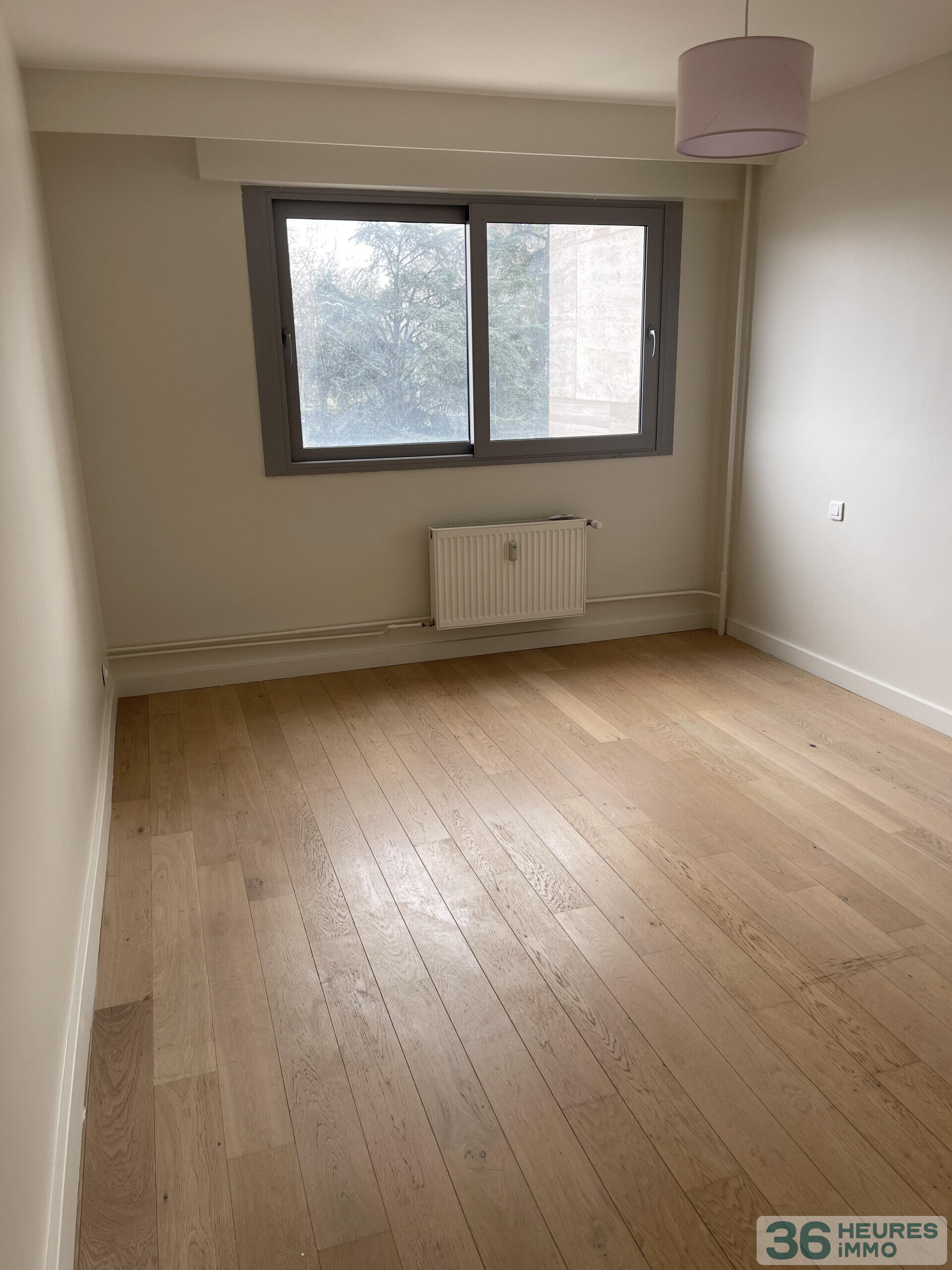 Grand T4 idéal grande famille, confortable et lumineux avec magnifique vue.