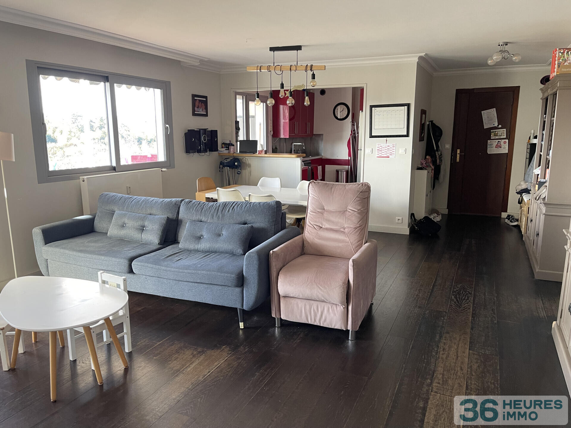 Grand T4 idéal grande famille, confortable et lumineux avec magnifique vue.