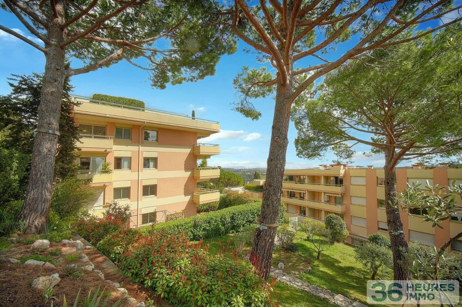 APPARTEMENT T3 AVEC VUE MER ET TERRASSES GARAGE