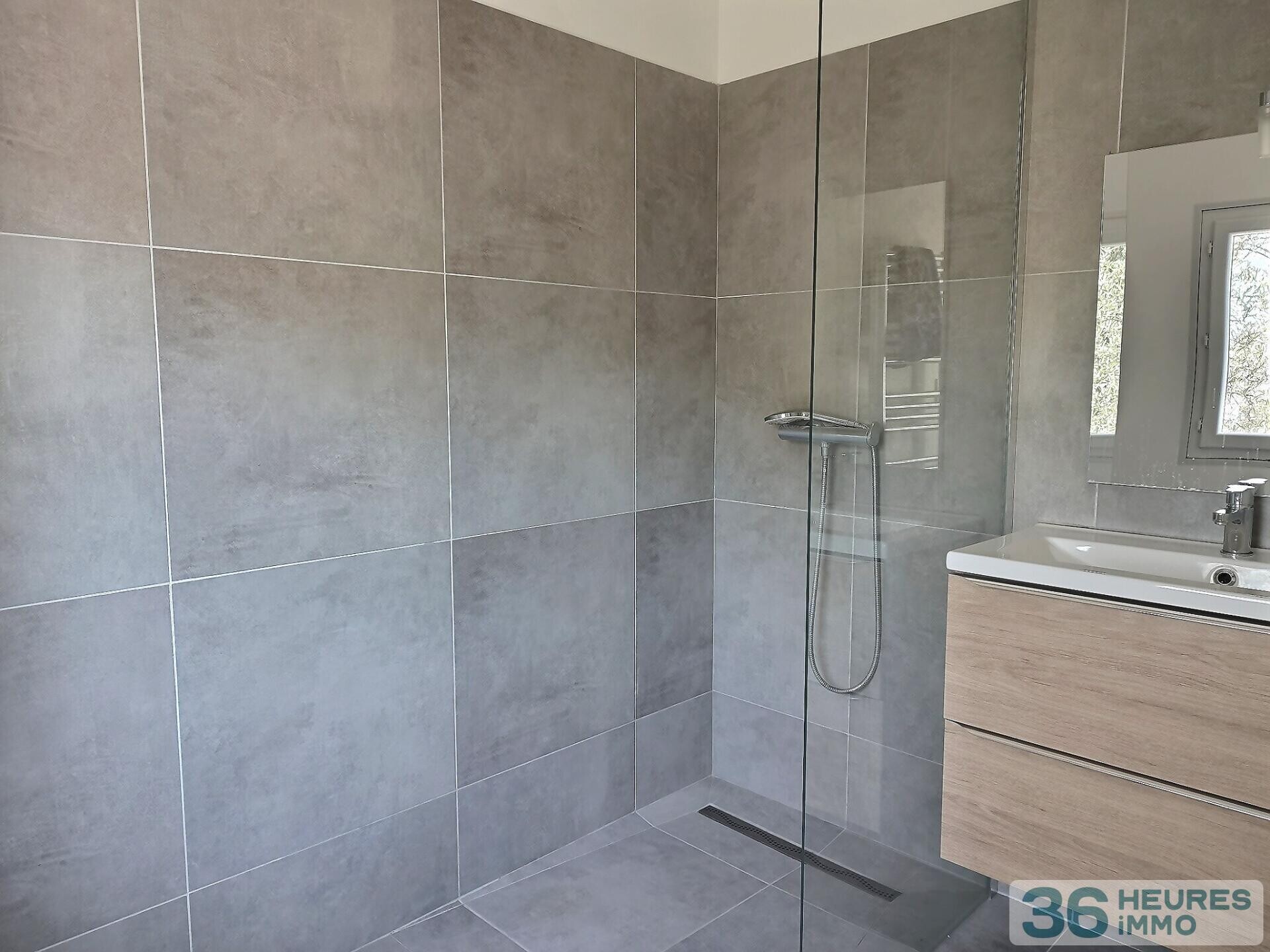 DRAGUIGNAN MAISON T5 PLAIN PIED SUR TERRAIN 3900M²