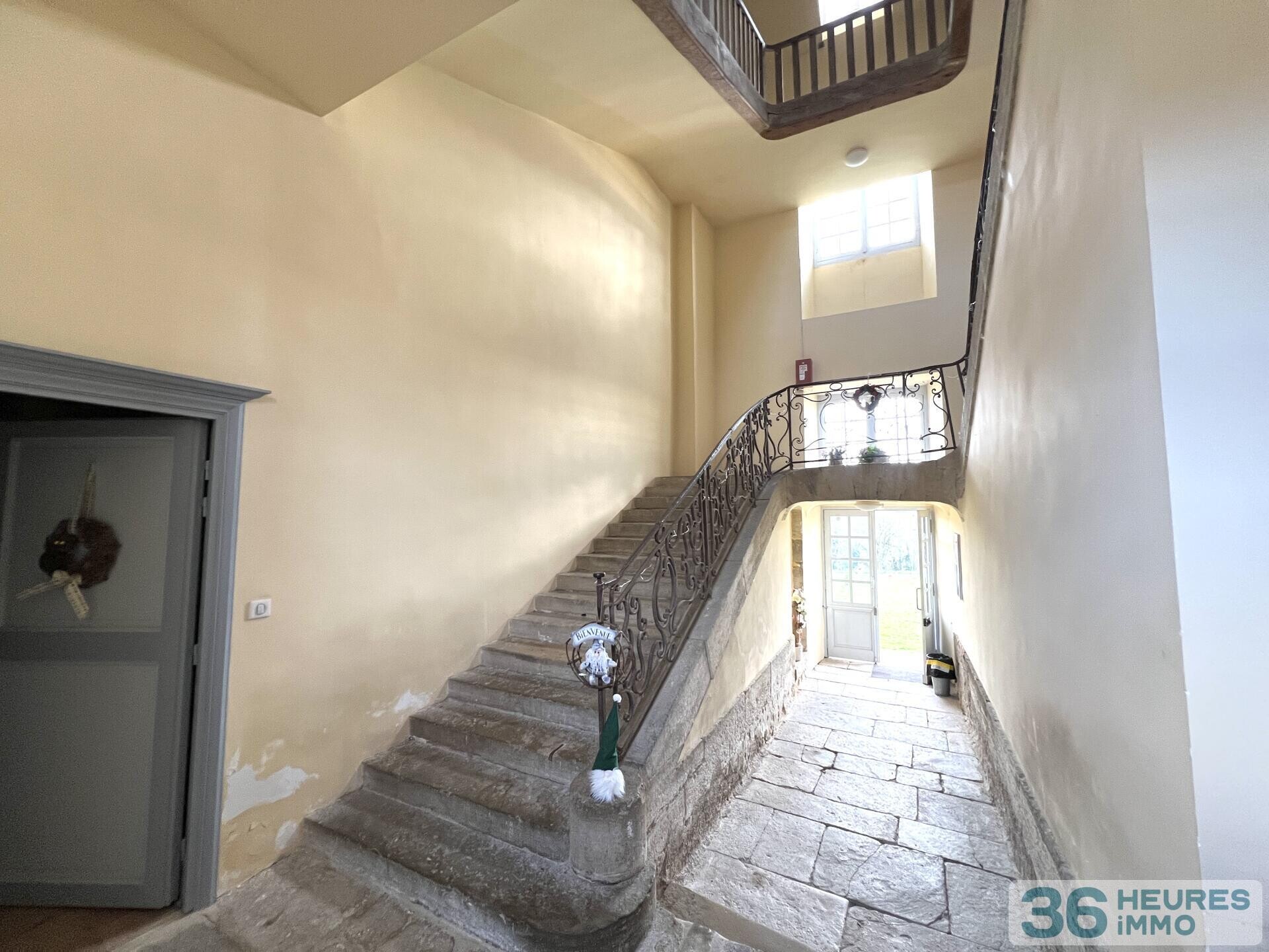 appartement rdc 112 m² au CHATEAU DE BRUGHEAS