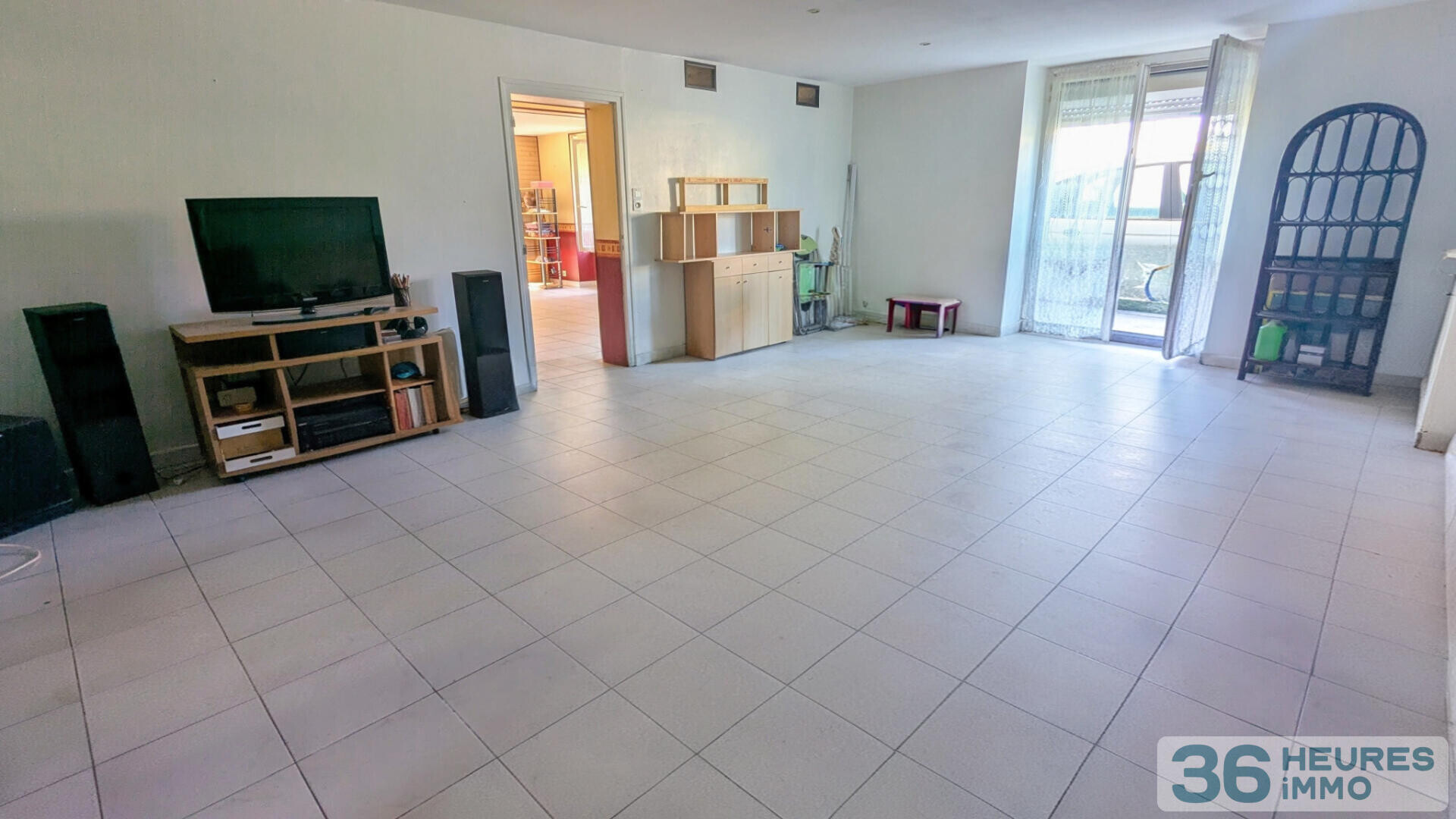 Maison de bourg et terrain non attenant de 5595m2