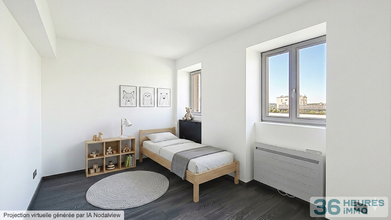 T4 en duplex - 84m2 carrez 125m2 au sol - petite copropriété avec parc et piscine - 2 chambres possibilité 3 - 2 places de stationnement - 1er et dernier étage