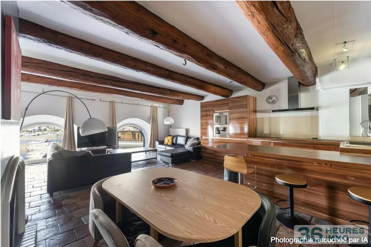 Bien unique, Vieux-Port Marseille – 141 m² modulables habitation + commercial