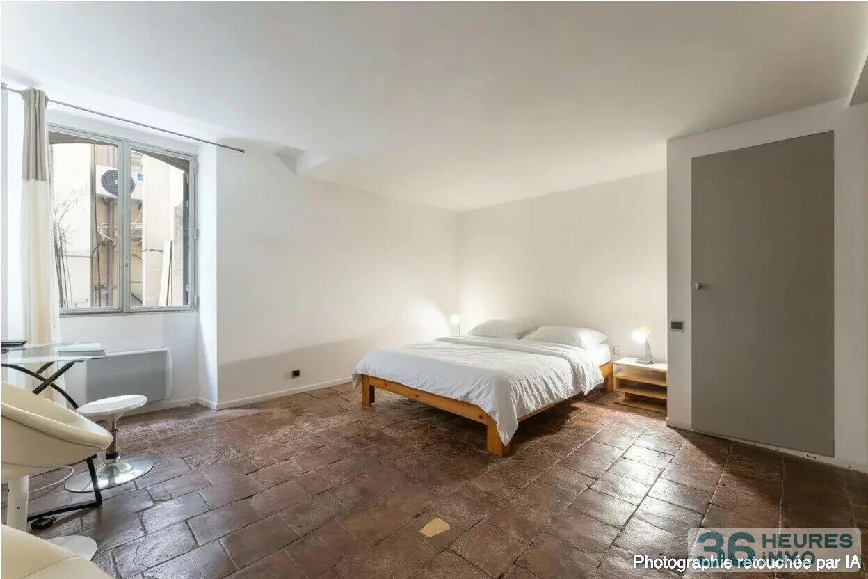 Bien unique, Vieux-Port Marseille – 141 m² modulables habitation + commercial