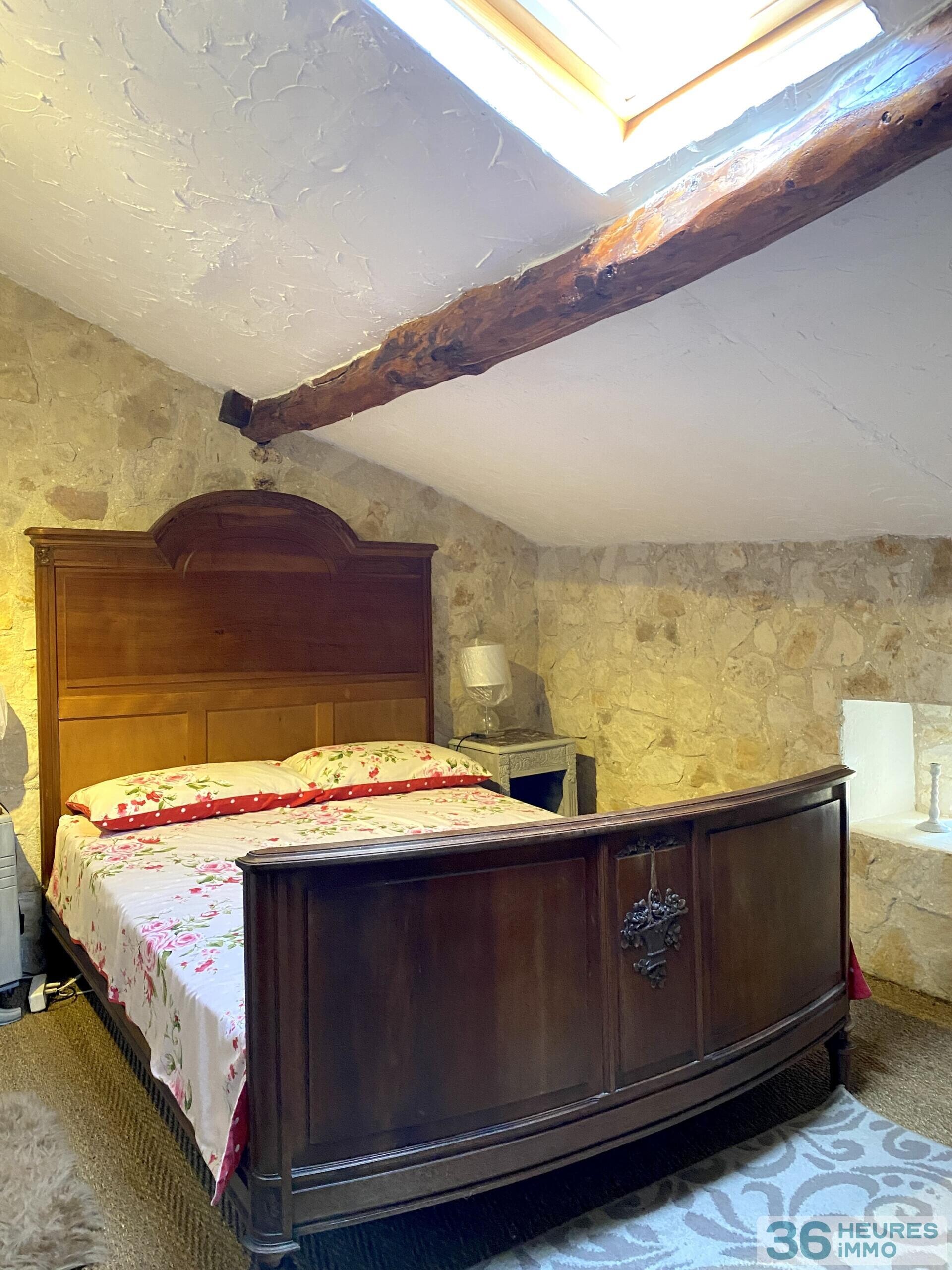 Propriété à fort potentiel avec une habitation principale de caractère et 3 gîtes