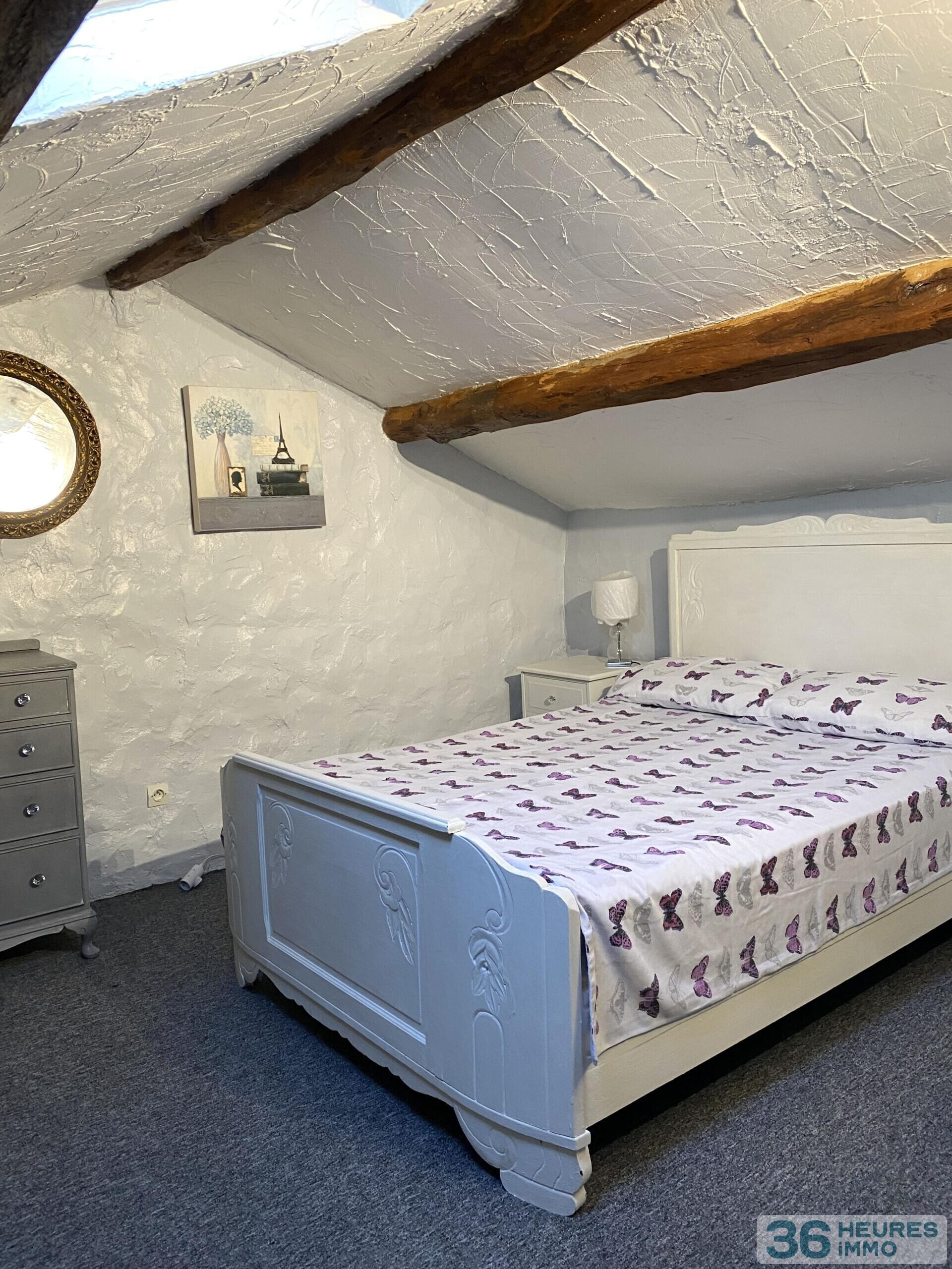 Propriété à fort potentiel avec une habitation principale de caractère et 3 gîtes