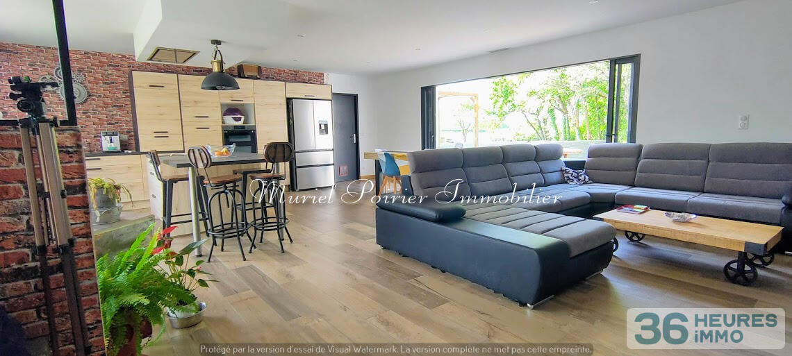 Maison contemporaine 2021 – Plain-pied – Calme – Vue sur le bois