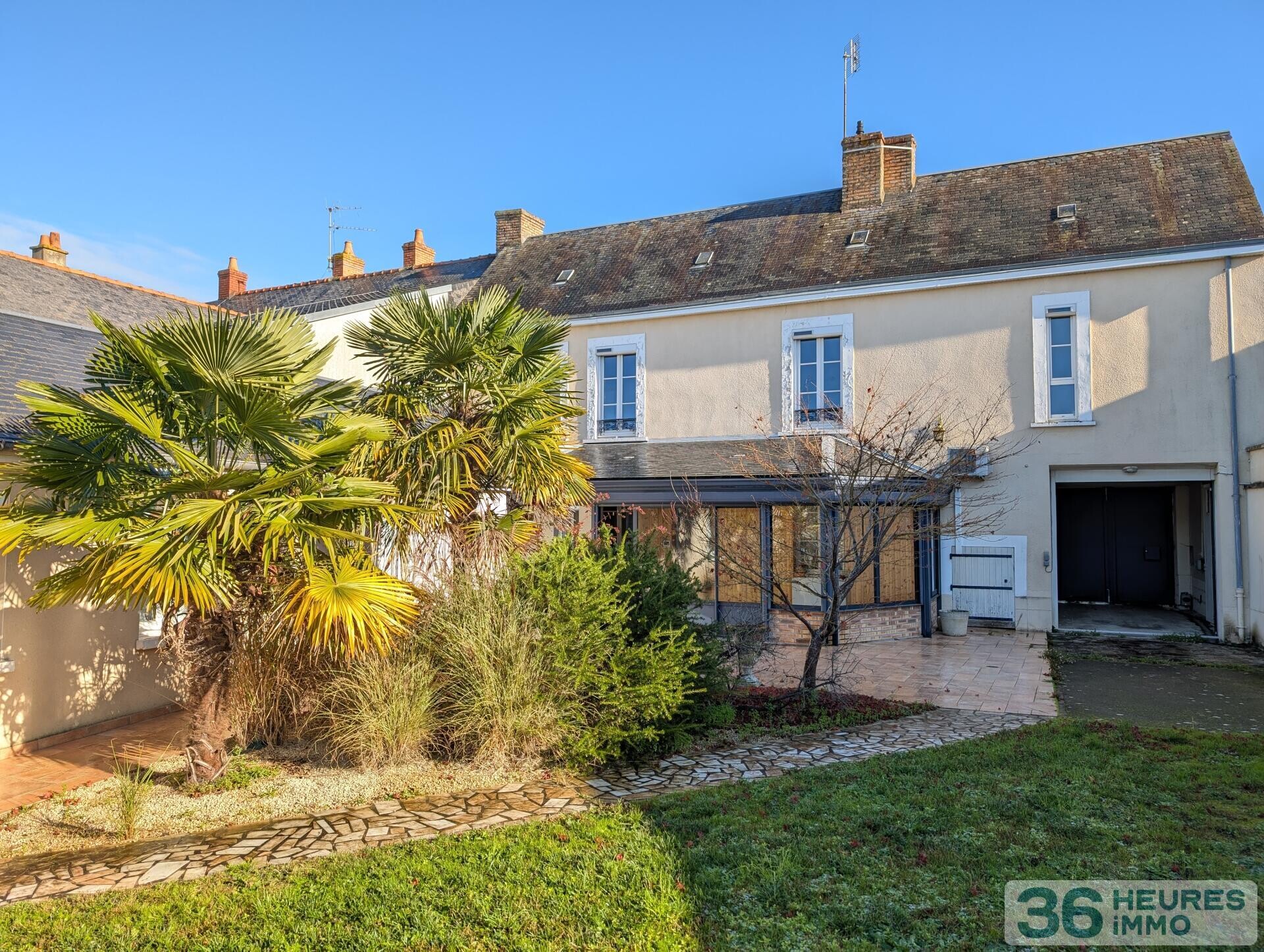 MASION DE CHARME 220 m²  6 CHAMBRES - VERANDA - JARDIN  - GARAGE