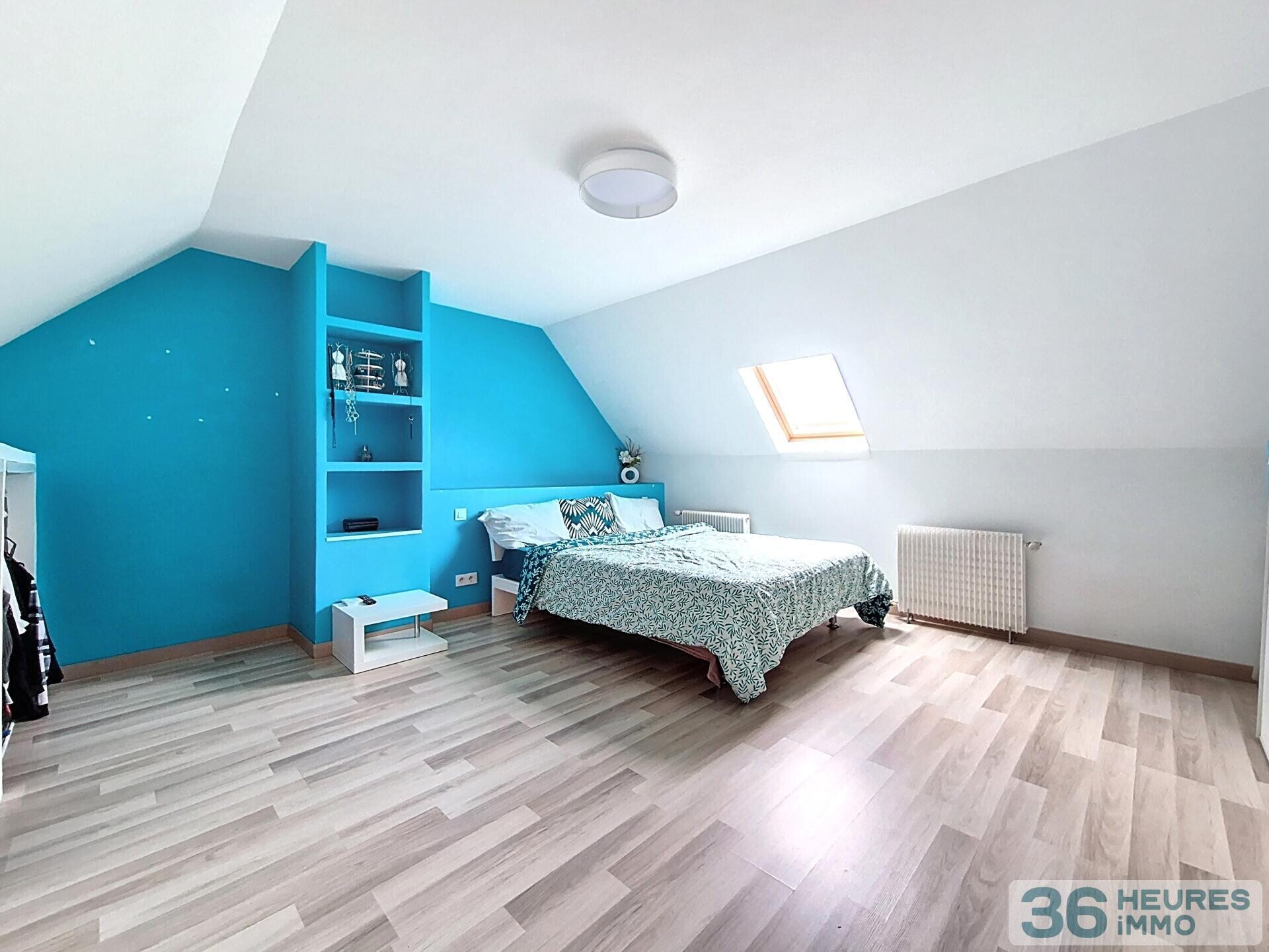 MAISON 5 PIECES + JARDIN - IDEAL POUR VIVRE DE PLAIN-PIED - PROCHE DES COMMODITES