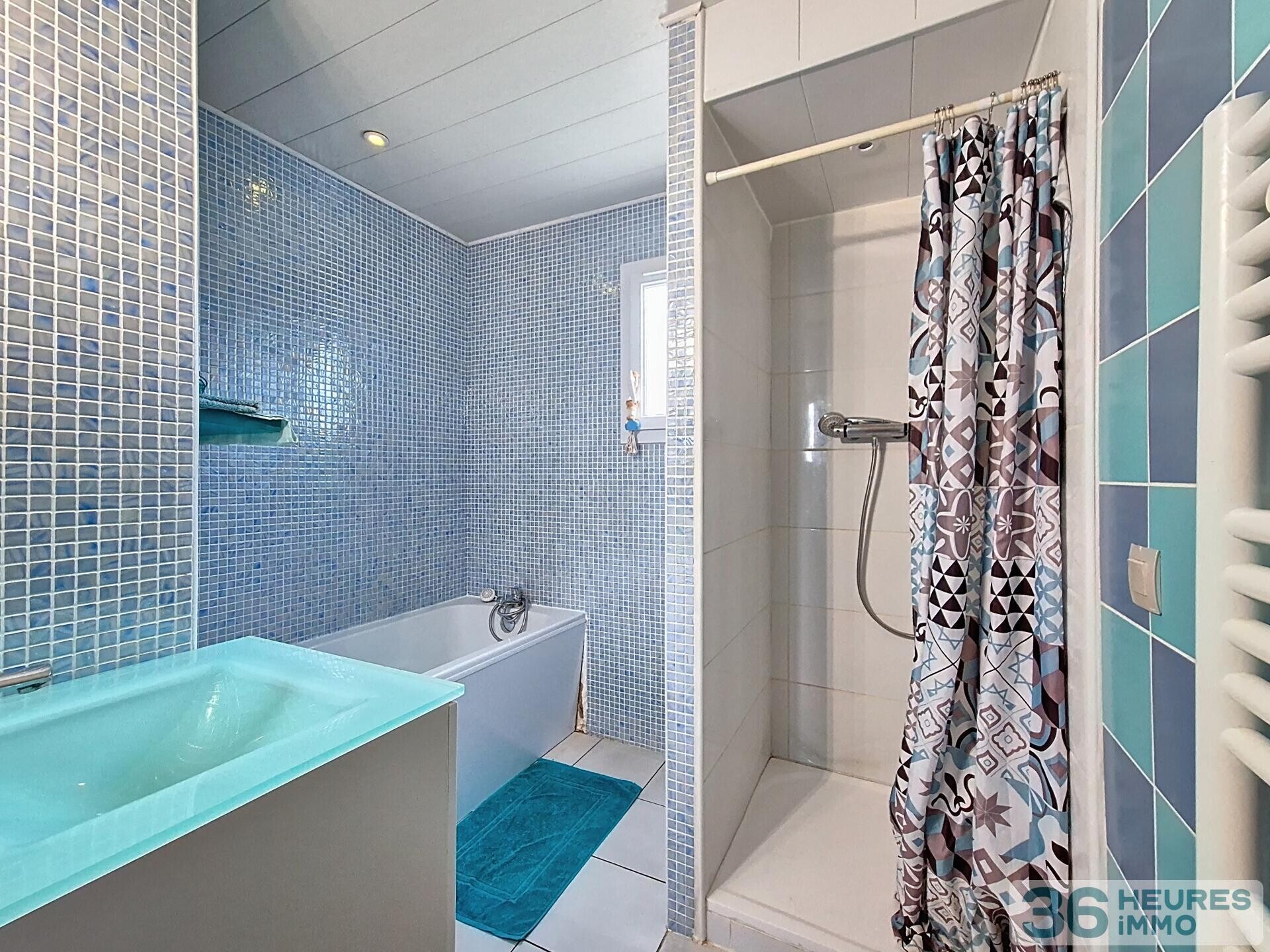 MAISON 5 PIECES + JARDIN - IDEAL POUR VIVRE DE PLAIN-PIED - PROCHE DES COMMODITES