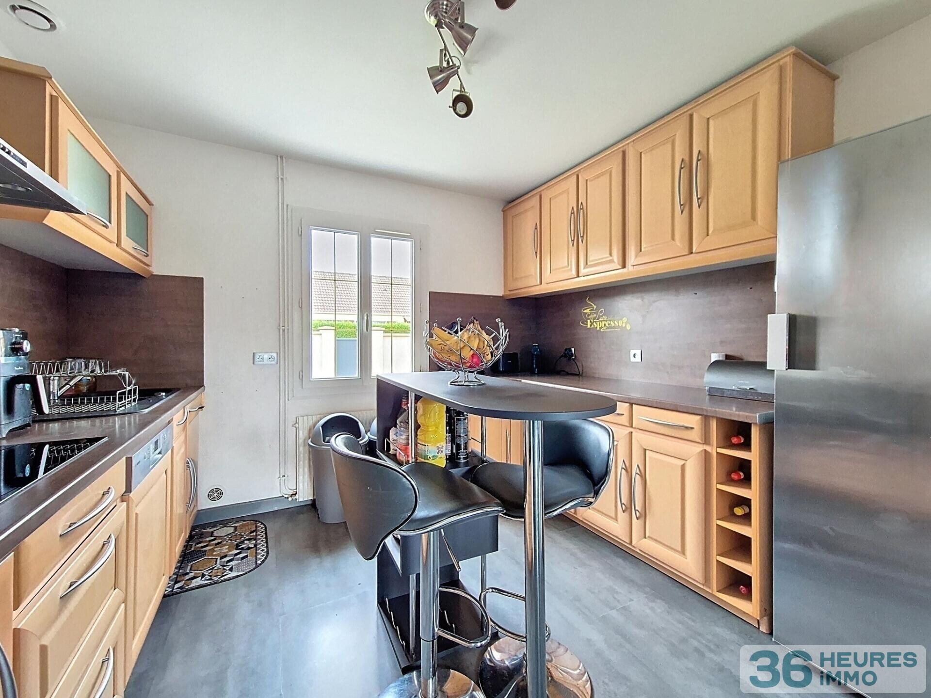 MAISON 5 PIECES + JARDIN - IDEAL POUR VIVRE DE PLAIN-PIED - PROCHE DES COMMODITES