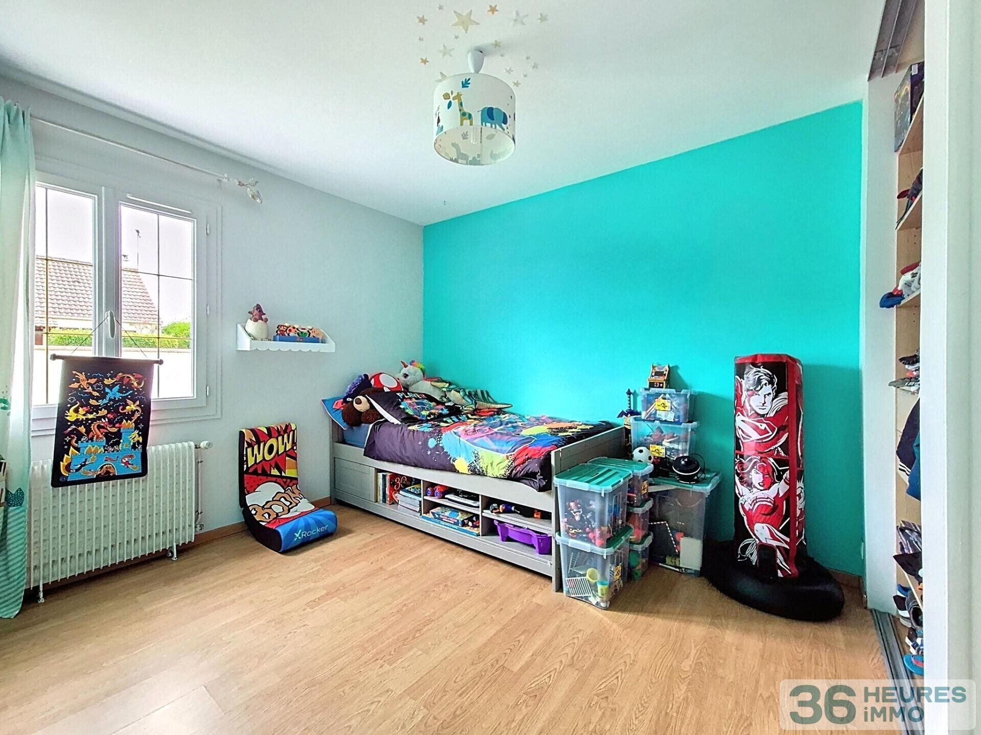 MAISON 5 PIECES + JARDIN - IDEAL POUR VIVRE DE PLAIN-PIED - PROCHE DES COMMODITES