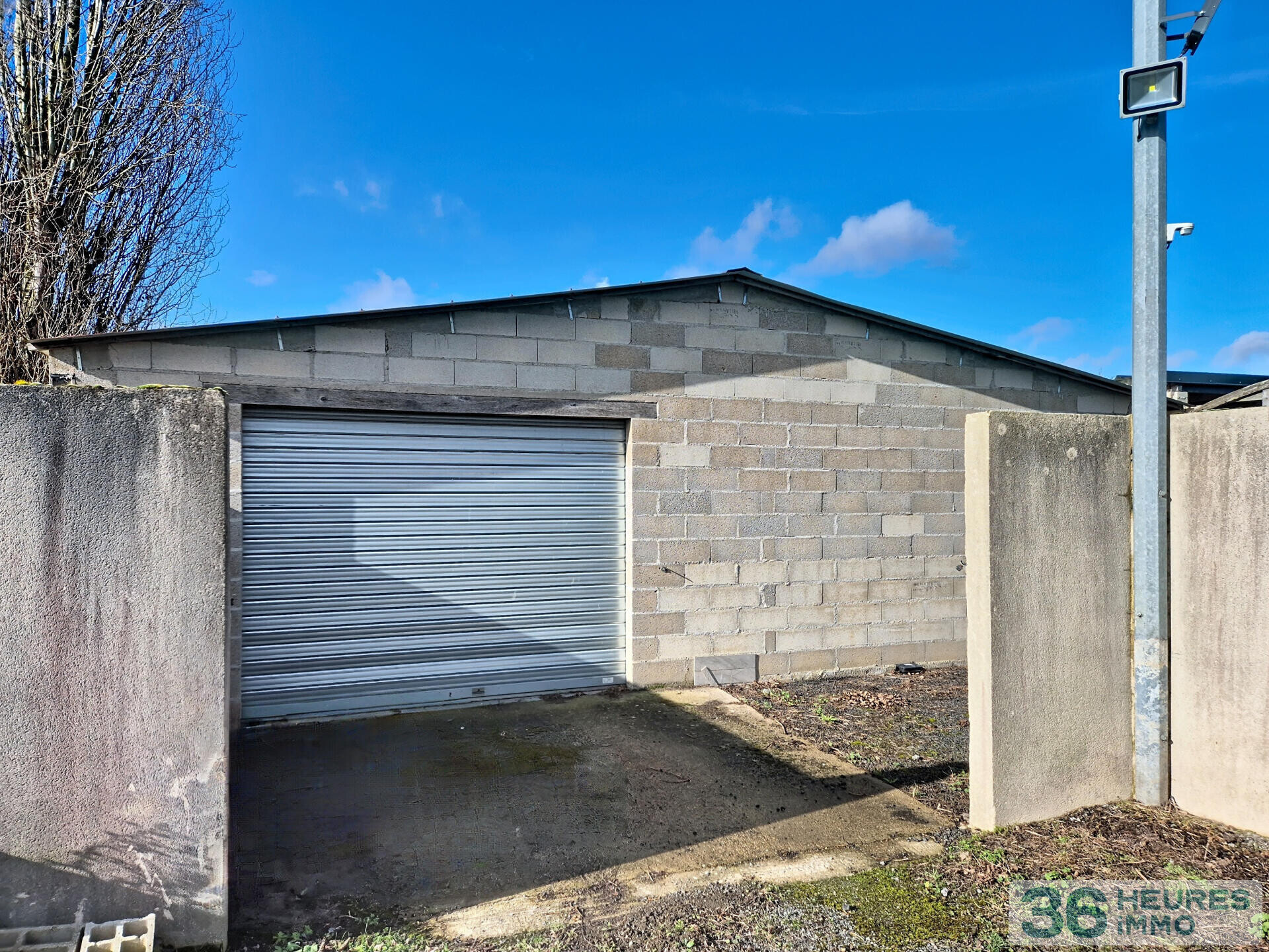 LOCAL COMMERCIAL AVEC LOGEMENT, SECTEUR MONTEREAU-FAULT-YONNE (77)