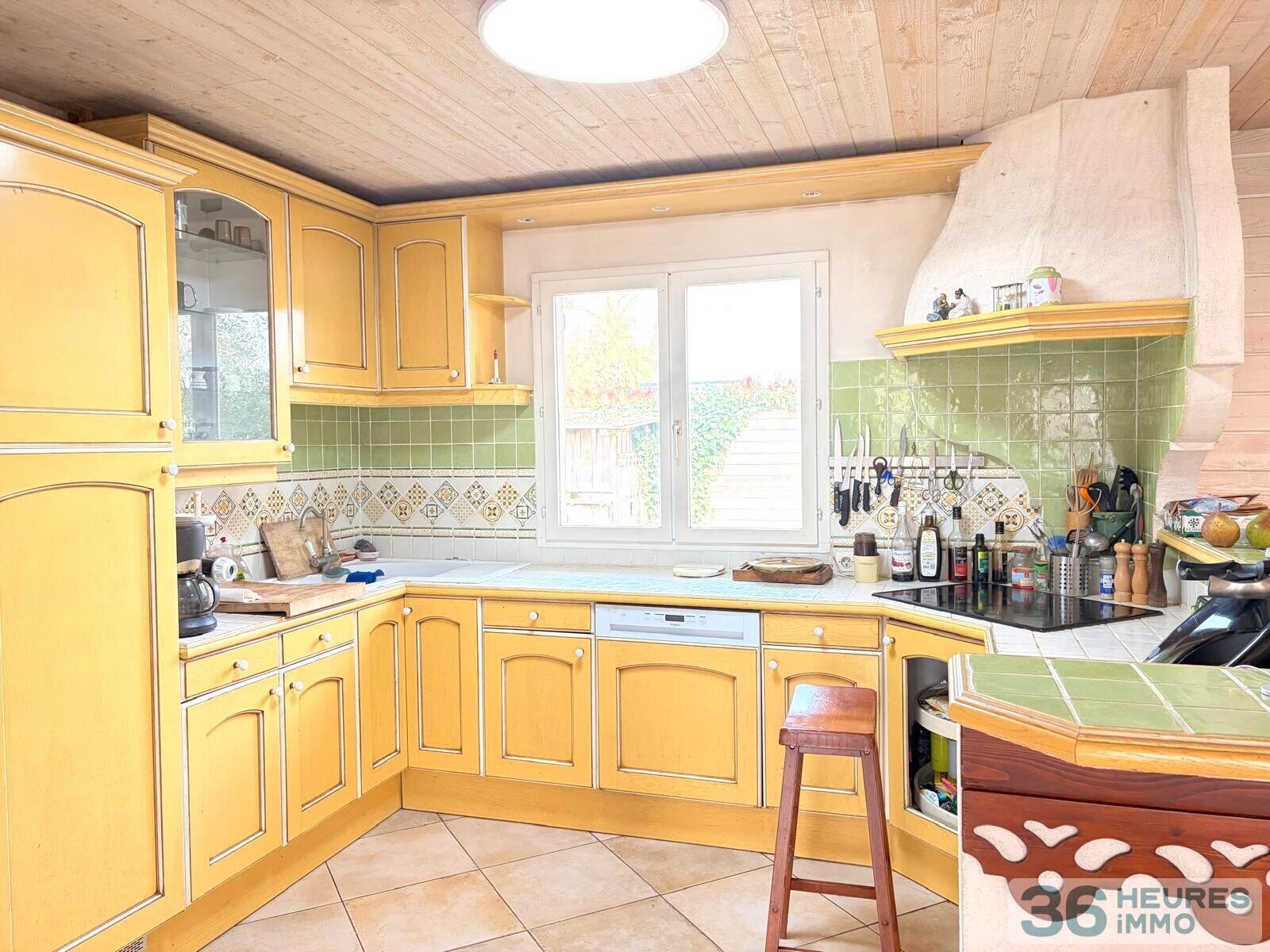 Maison T5 avec piscine et jardin à vendre à Gujan-Mestras