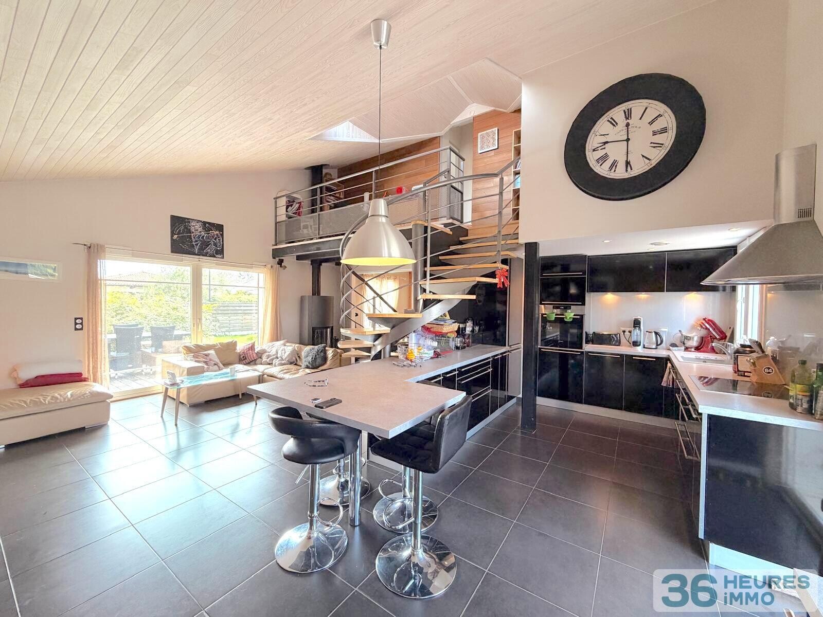 Charmante maison T4 avec piscine et dépendance sur grand jardin à La Teste De Buch