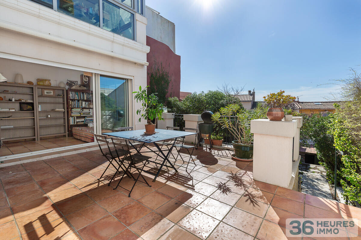 MARSEILLE 7 EME - ENDOUME - MAISON DE CHARME AVEC VUE MER GARAGE ET DEPENDANCE