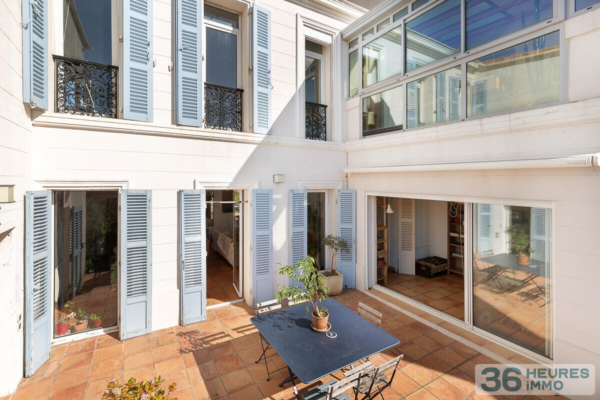 MARSEILLE 7 EME - ENDOUME - MAISON DE CHARME AVEC VUE MER GARAGE ET DEPENDANCE