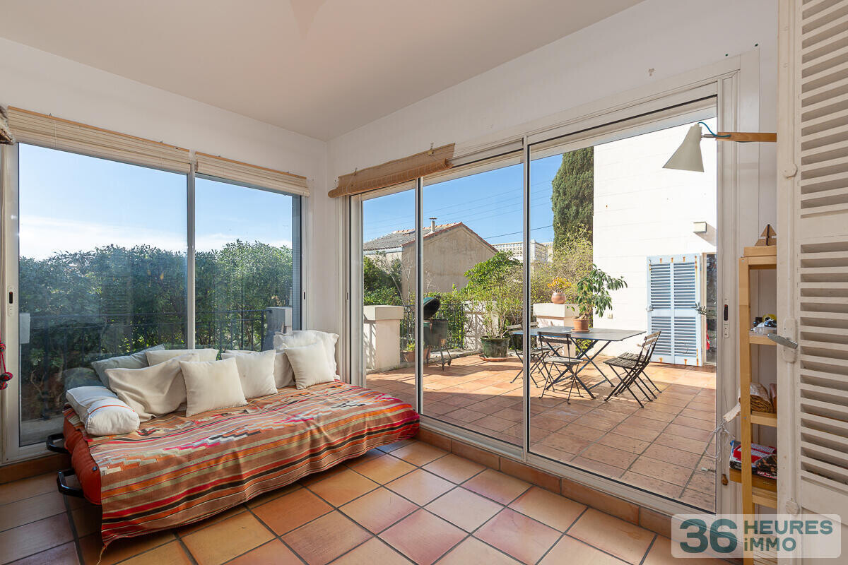 MARSEILLE 7 EME - ENDOUME - MAISON DE CHARME AVEC VUE MER GARAGE ET DEPENDANCE