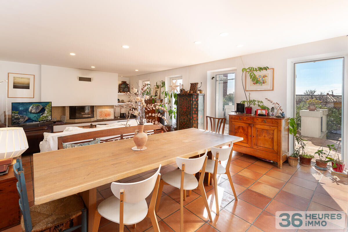 MARSEILLE 7 EME - ENDOUME - MAISON DE CHARME AVEC VUE MER GARAGE ET DEPENDANCE