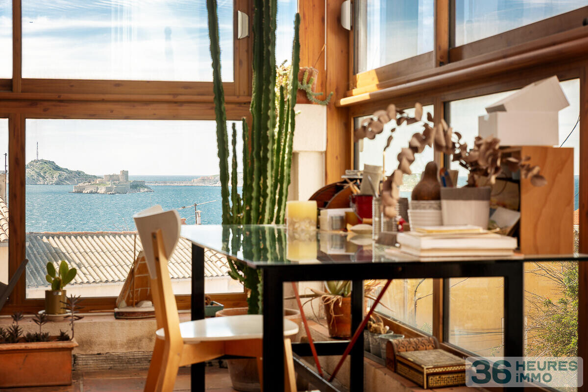 MARSEILLE 7 EME - ENDOUME - MAISON DE CHARME AVEC VUE MER GARAGE ET DEPENDANCE