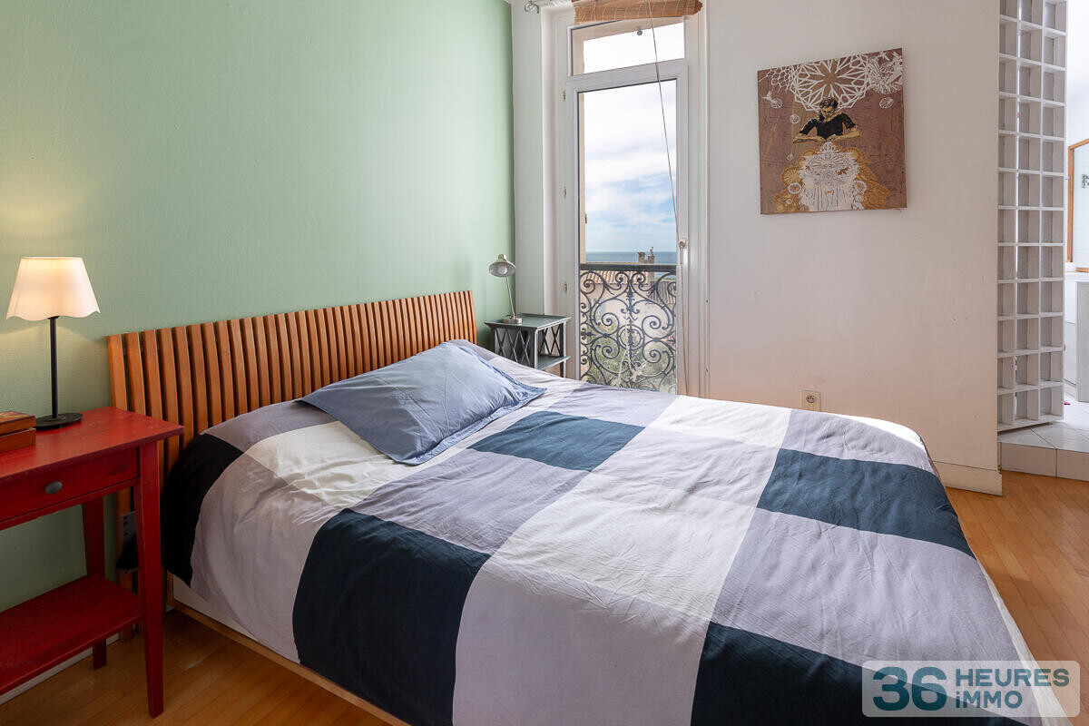 MARSEILLE 7 EME - ENDOUME - MAISON DE CHARME AVEC VUE MER GARAGE ET DEPENDANCE