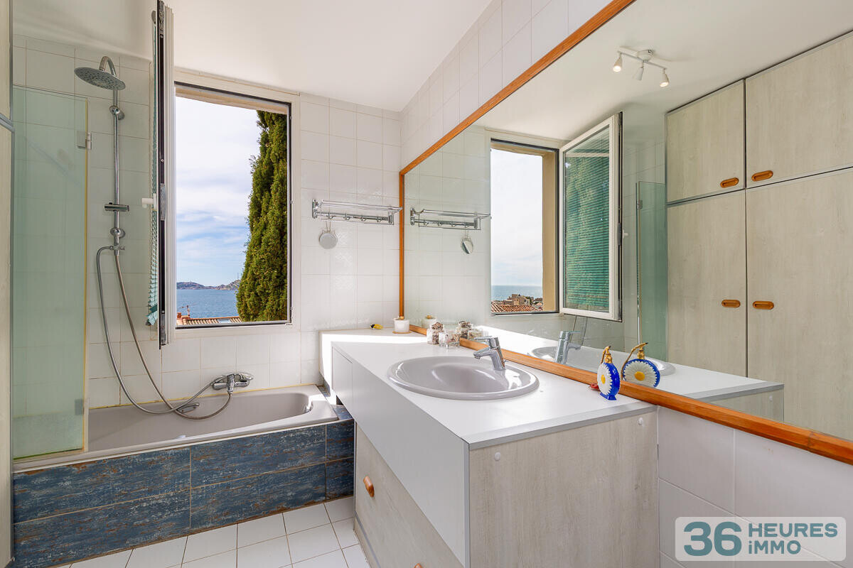 MARSEILLE 7 EME - ENDOUME - MAISON DE CHARME AVEC VUE MER GARAGE ET DEPENDANCE