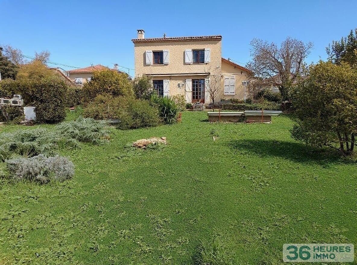 Maison avec (très) grand jardin à Istres