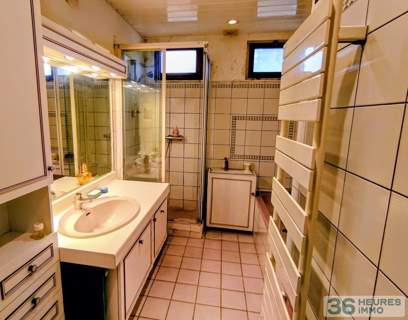 Maison avec (très) grand jardin à Istres