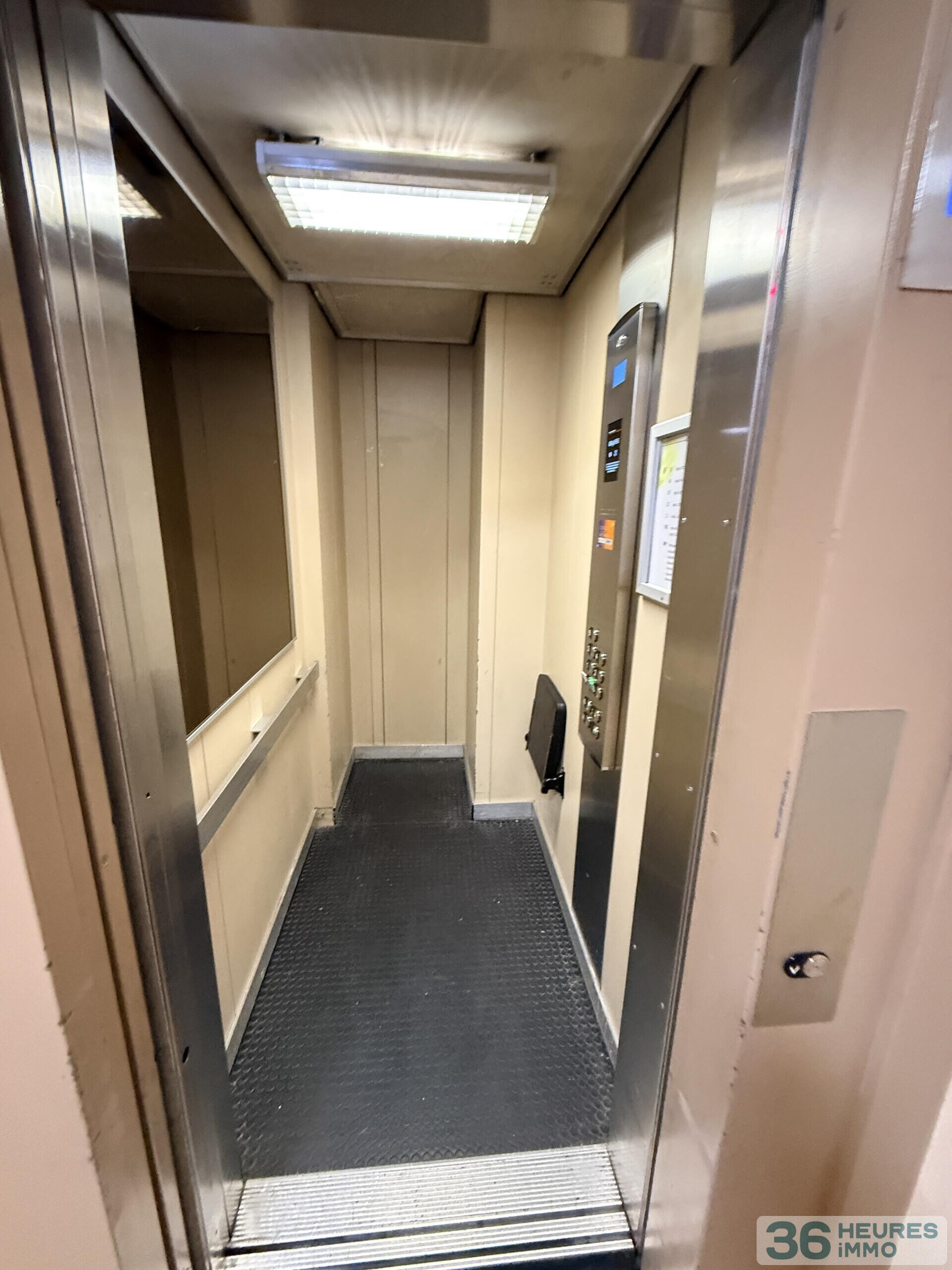 Appartement studio en résidence sénior.