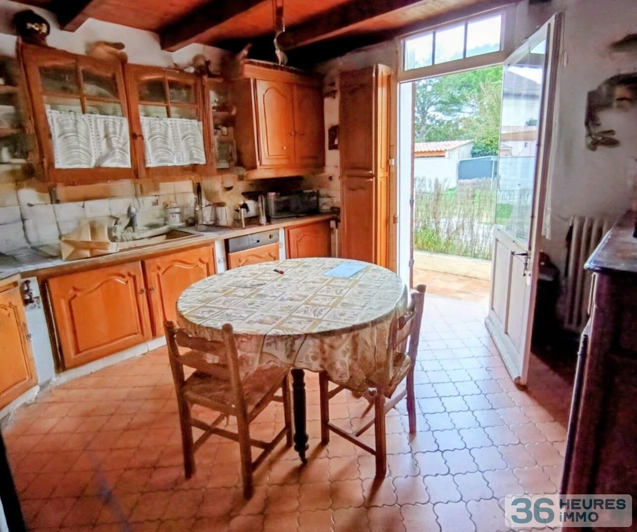 Maison avec (très) grand jardin à Istres