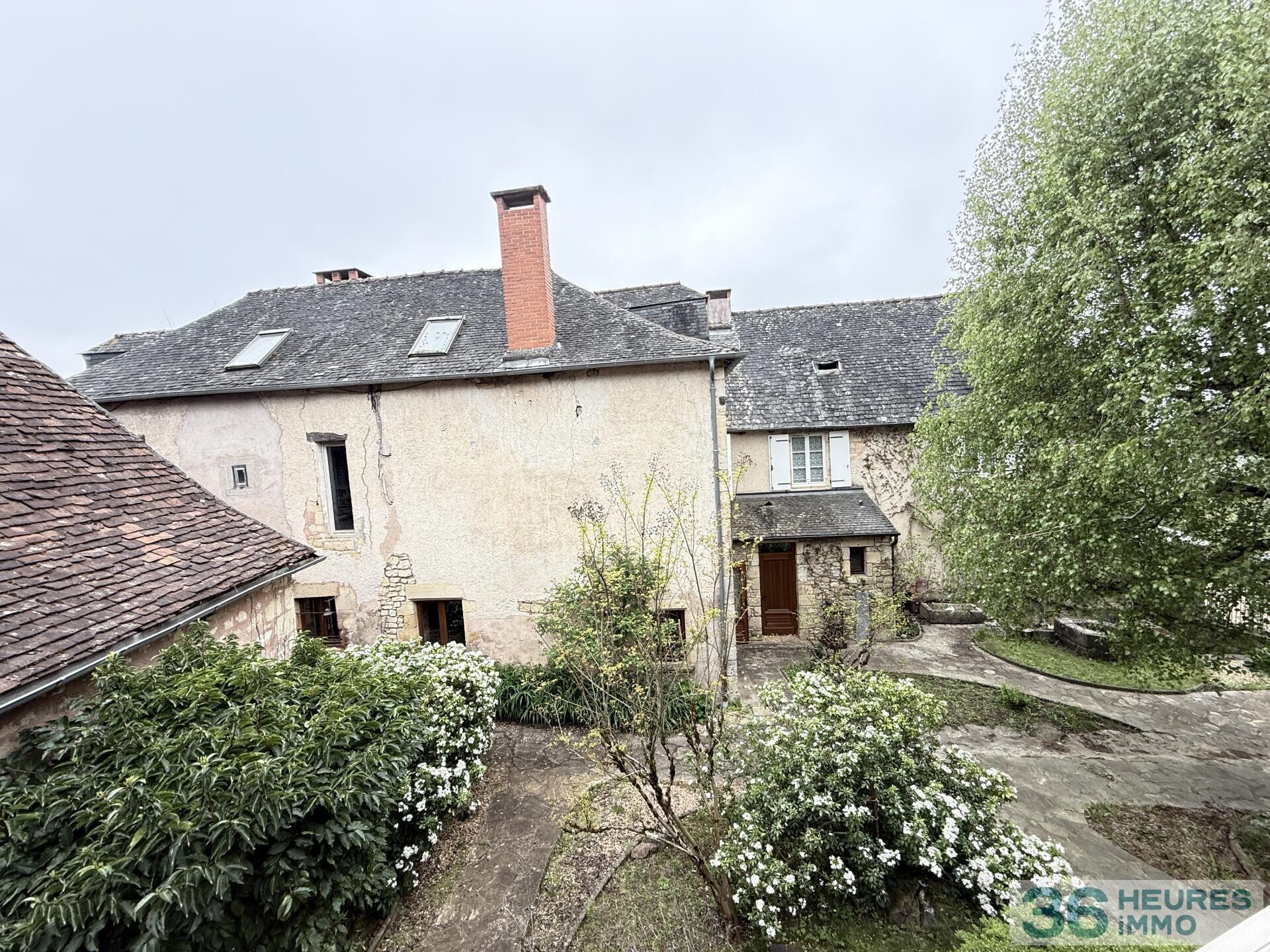 Demeure de maître XVIIIᵉ avec dépendance, piscine et vue
