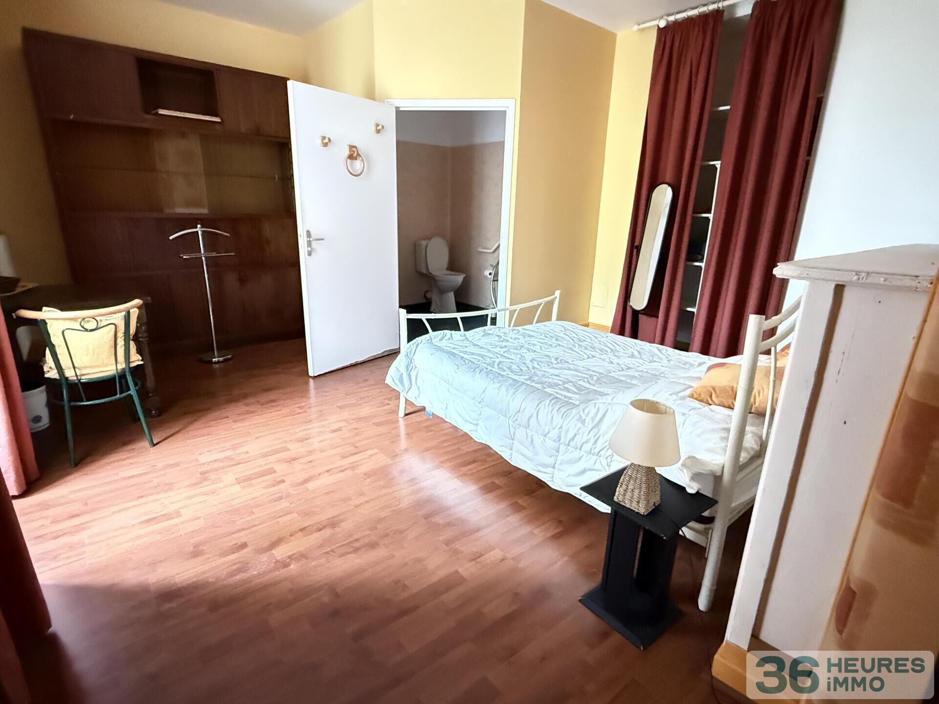 Demeure de maître XVIIIᵉ avec dépendance, piscine et vue