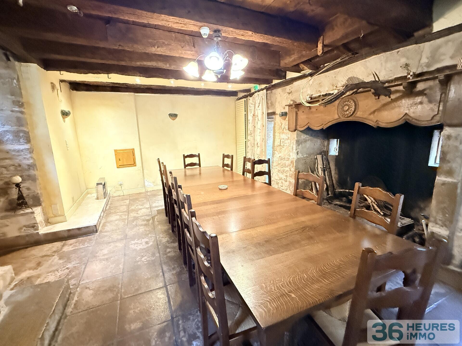 Demeure de maître XVIIIᵉ avec dépendance, piscine et vue