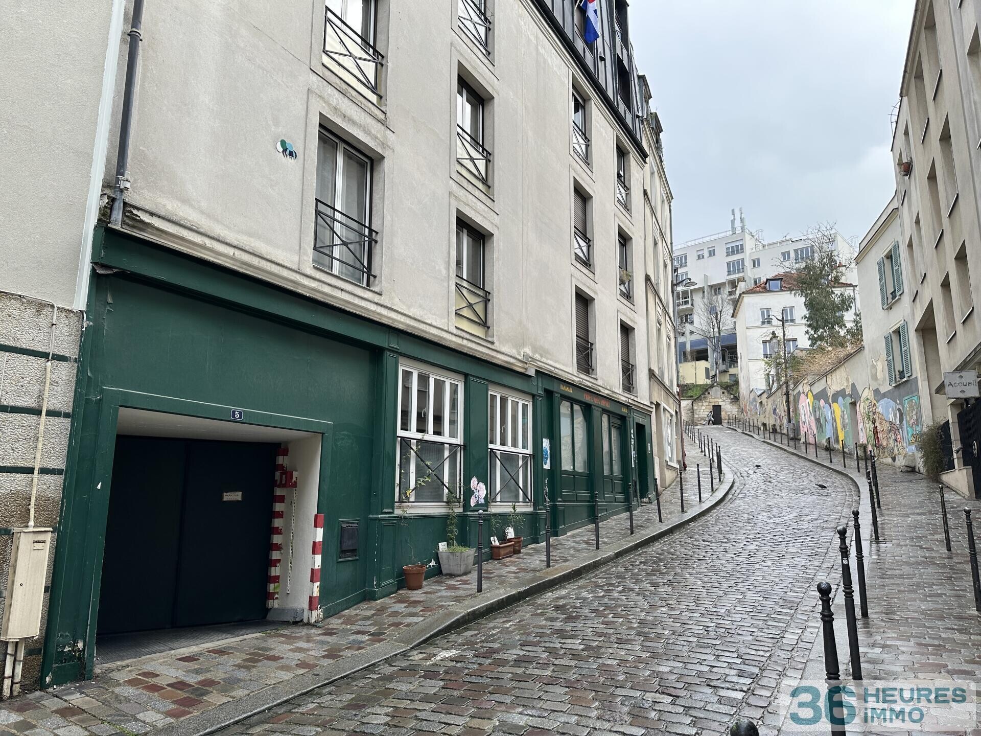 Place de parking de 14 m² – Paris 20ᵉ, rue de Savies