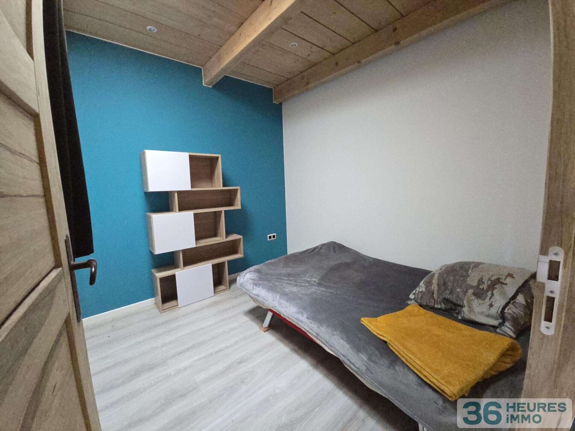 Maison de type 5 d'environ 130 M² plus annexes de 110 m² terrain piscine