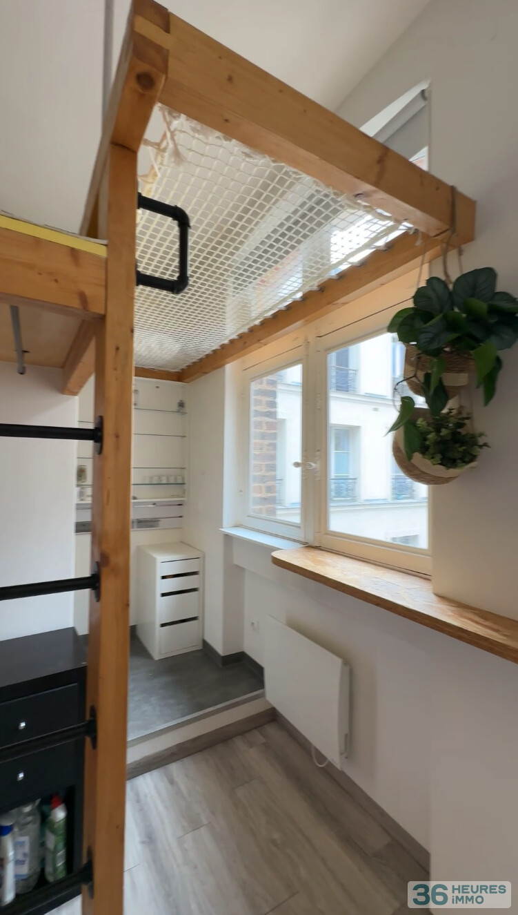 Studio 25,53 m2. Paris 3ème. Au cœur du Haut-Marais. Illuminé, calme, sans vis-vis directe