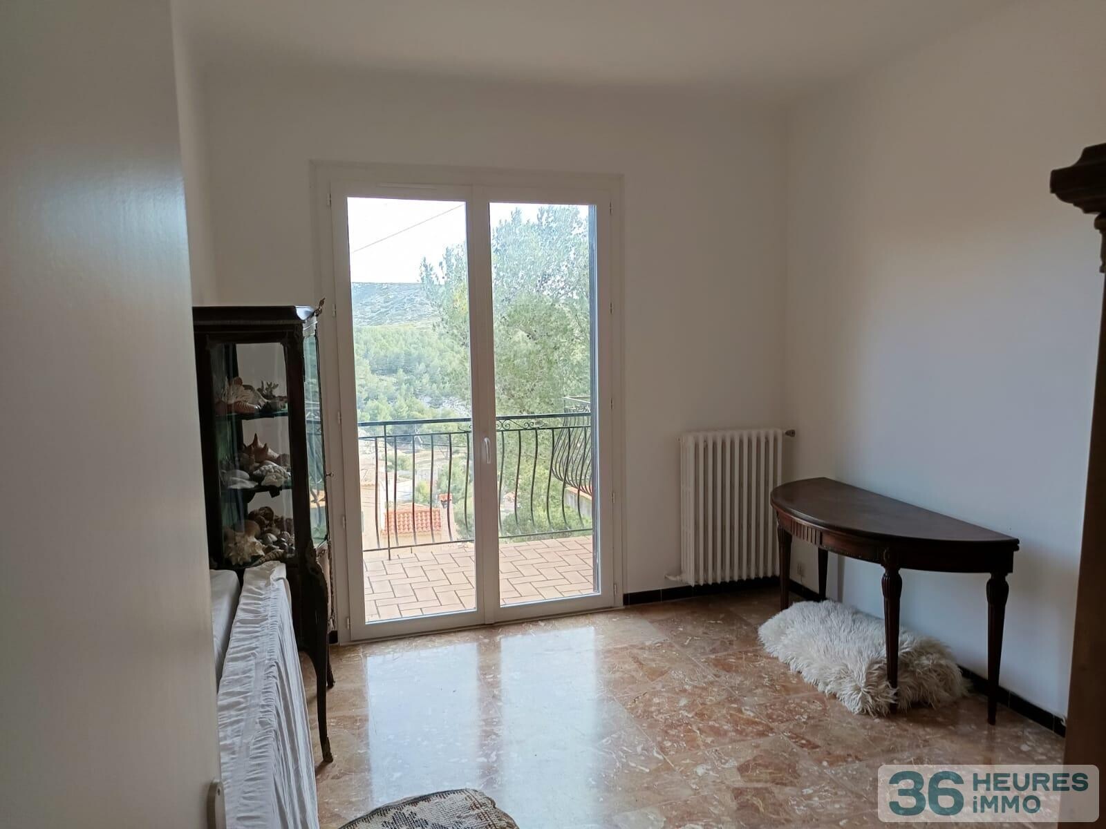 Maison avec vue mer imprenable à vendre sur offre de prix