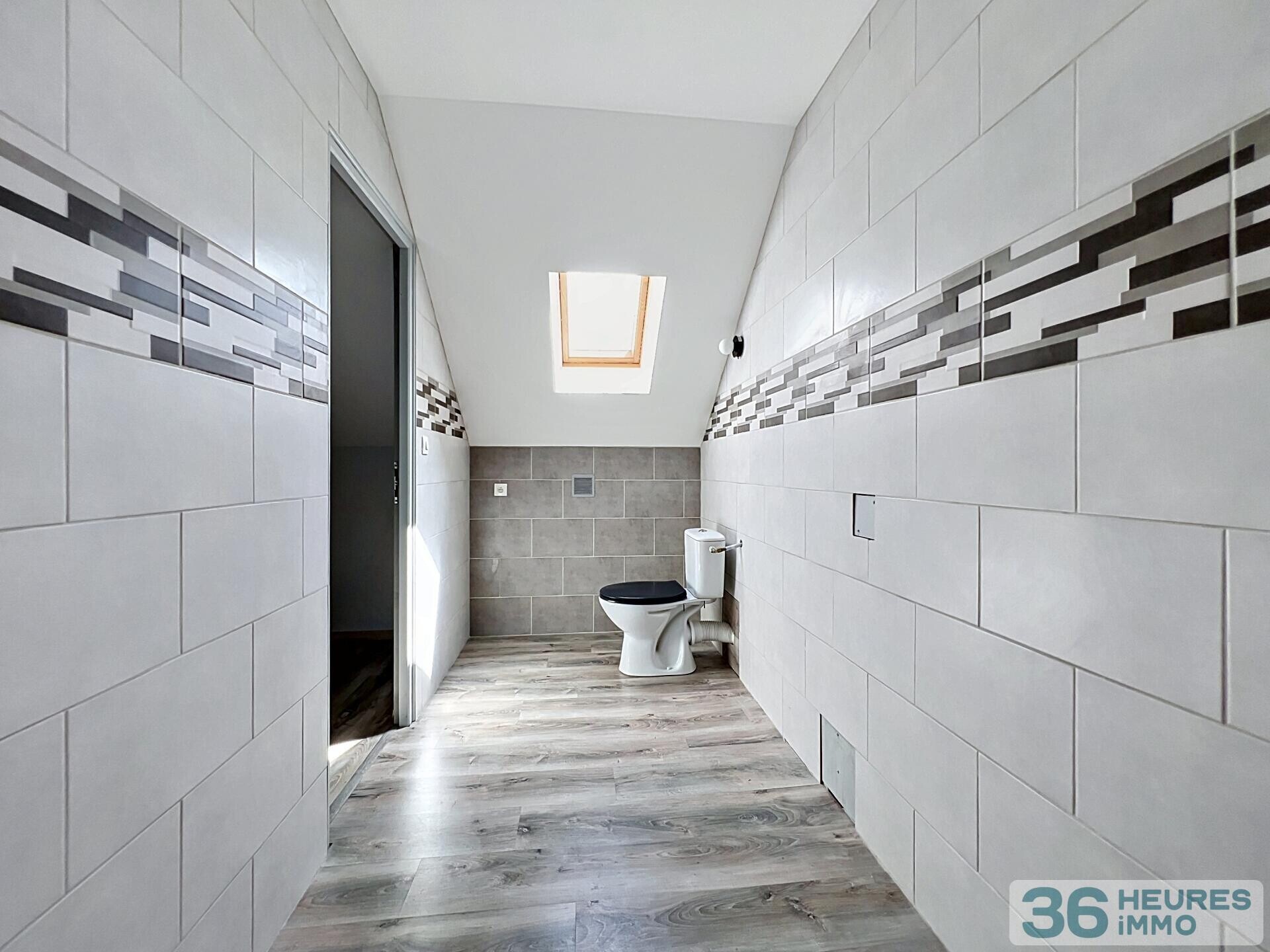 Vivy - Maison 6 pièces 113 m2