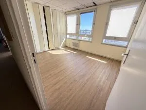 Fonds et/ou Murs Commerciaux à Limoges — vignette 15