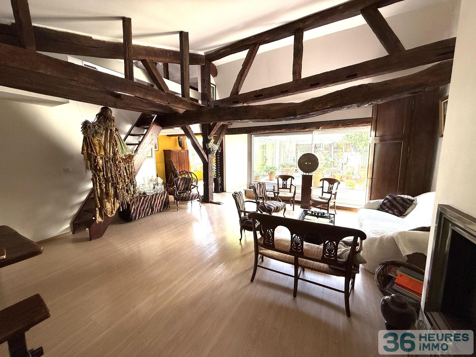 APPARTEMENT AVEC PATIO