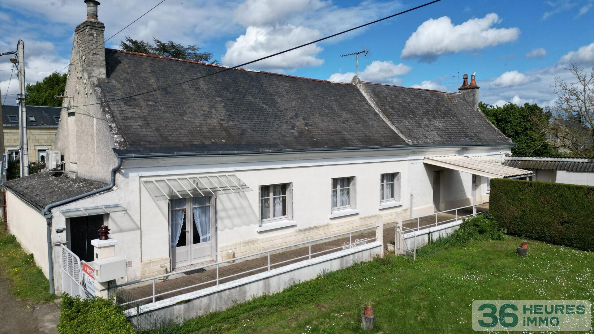 Maison à La Chapelle-sur-Loire en vente interactive.