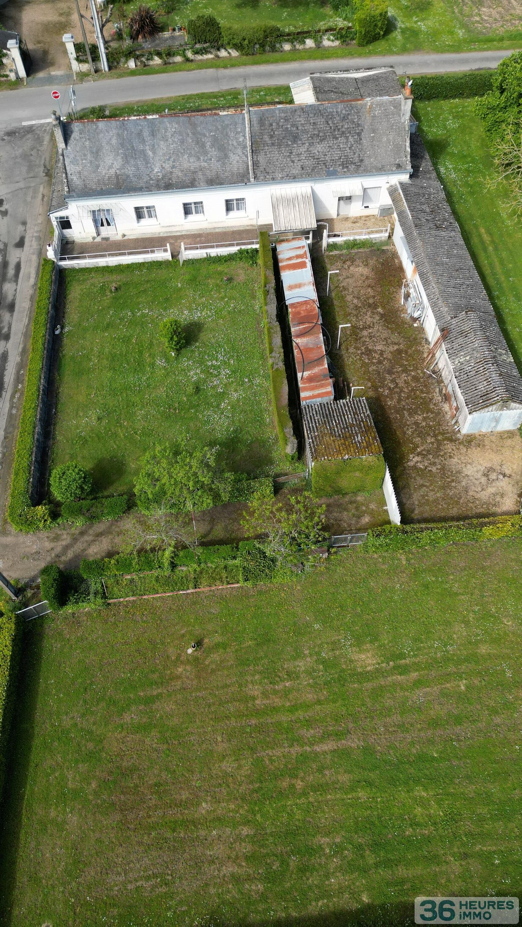 Maison à La Chapelle-sur-Loire en vente interactive.