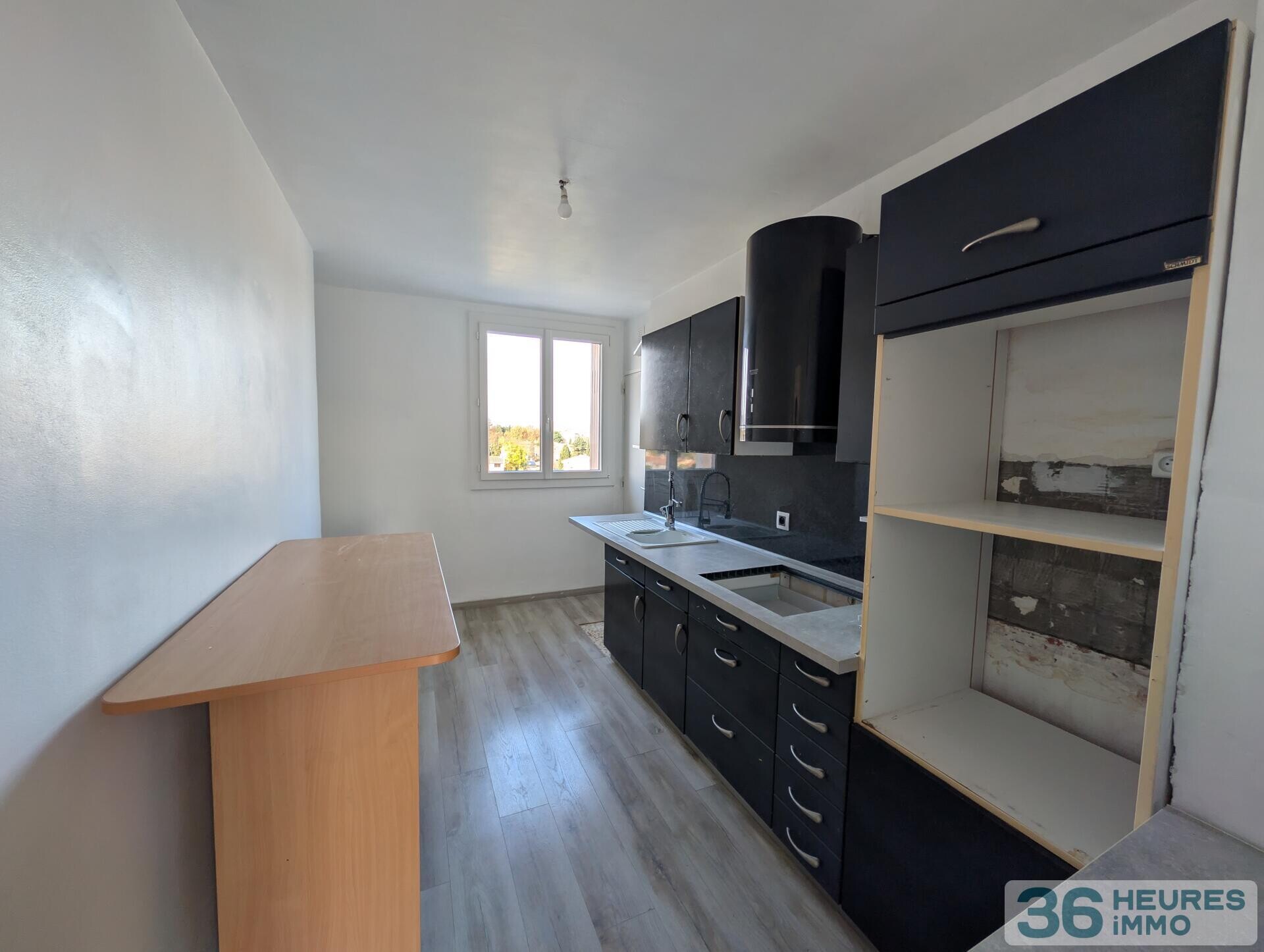 Avignon : Appartement T3 de 61 m² en dernier étage - Route de Tarascon