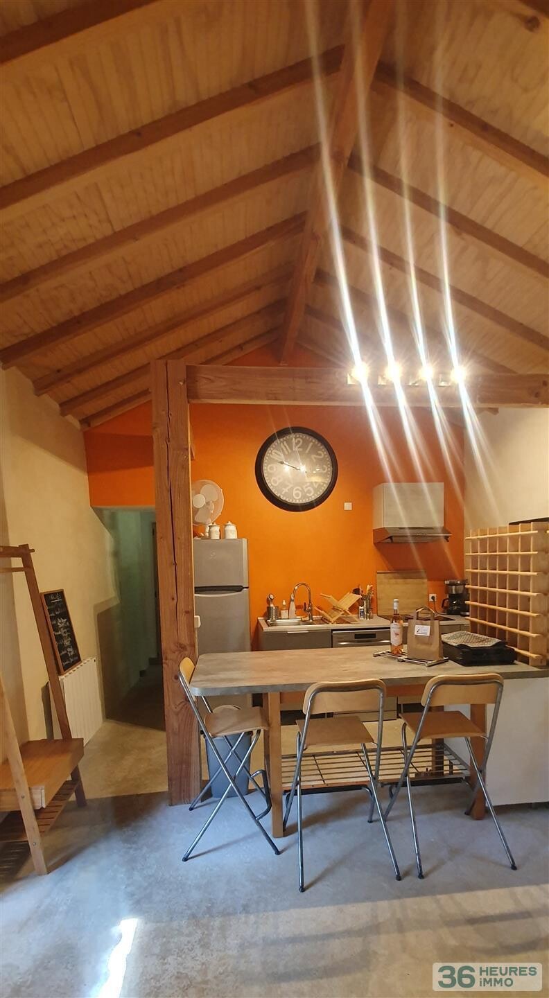 MAISON EN PIERRES AVEC GITES ET DEPENDANCES
