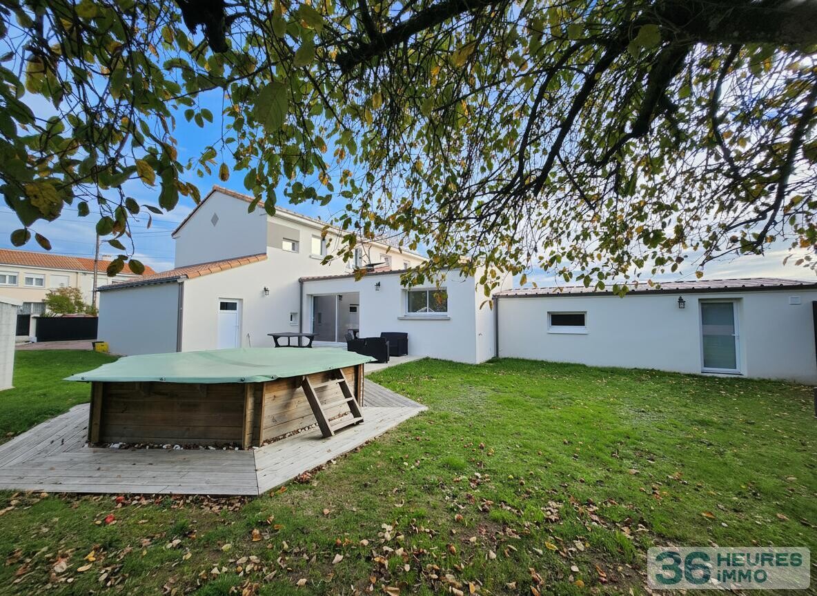 Maison 4 ch et 1 bureau - Bourg du Loroux Bottereau